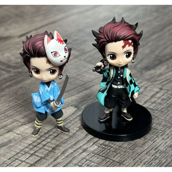 Figurine articulée 12cm Demon Slayer Tanjiro - La Grande Récré